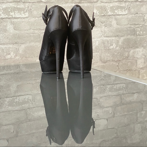 NWOT Shoe Dazzle Black Satin Heels - Picture 7 of 12